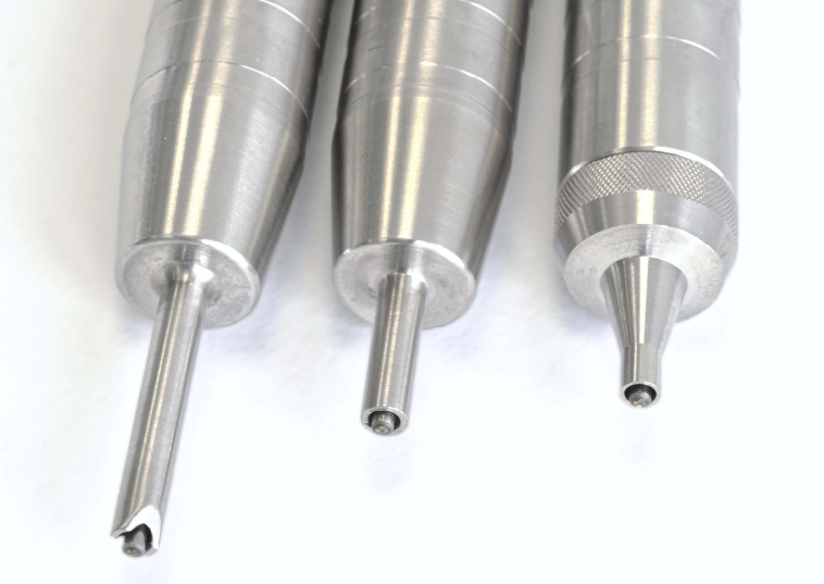Sonda tvrdomer Vickers detail SLovcert Olympus Epoch eddyfi